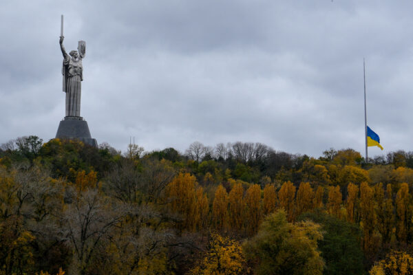 Εγγυήσεις ασφαλείας ζητούν Ευρωπαίοι και Ουκρανοί από τις ΗΠΑ πριν από οποιαδήποτε διαπραγμάτευση για το εδαφικό