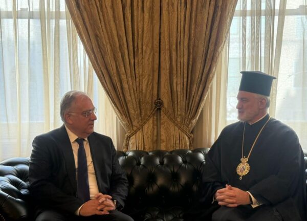 Θεοδωρικάκος: Συνάντηση με τον Αρχιεπίσκοπο Αμερικής Ελπιδοφόρο – Τι συζήτησαν