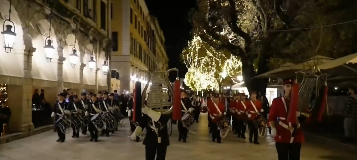 Αγαπημένοι Χριστουγεννιάτικοι προορισμοί που συνδυάζουν παραδοσιακά έθιμα και όμορφη φύση