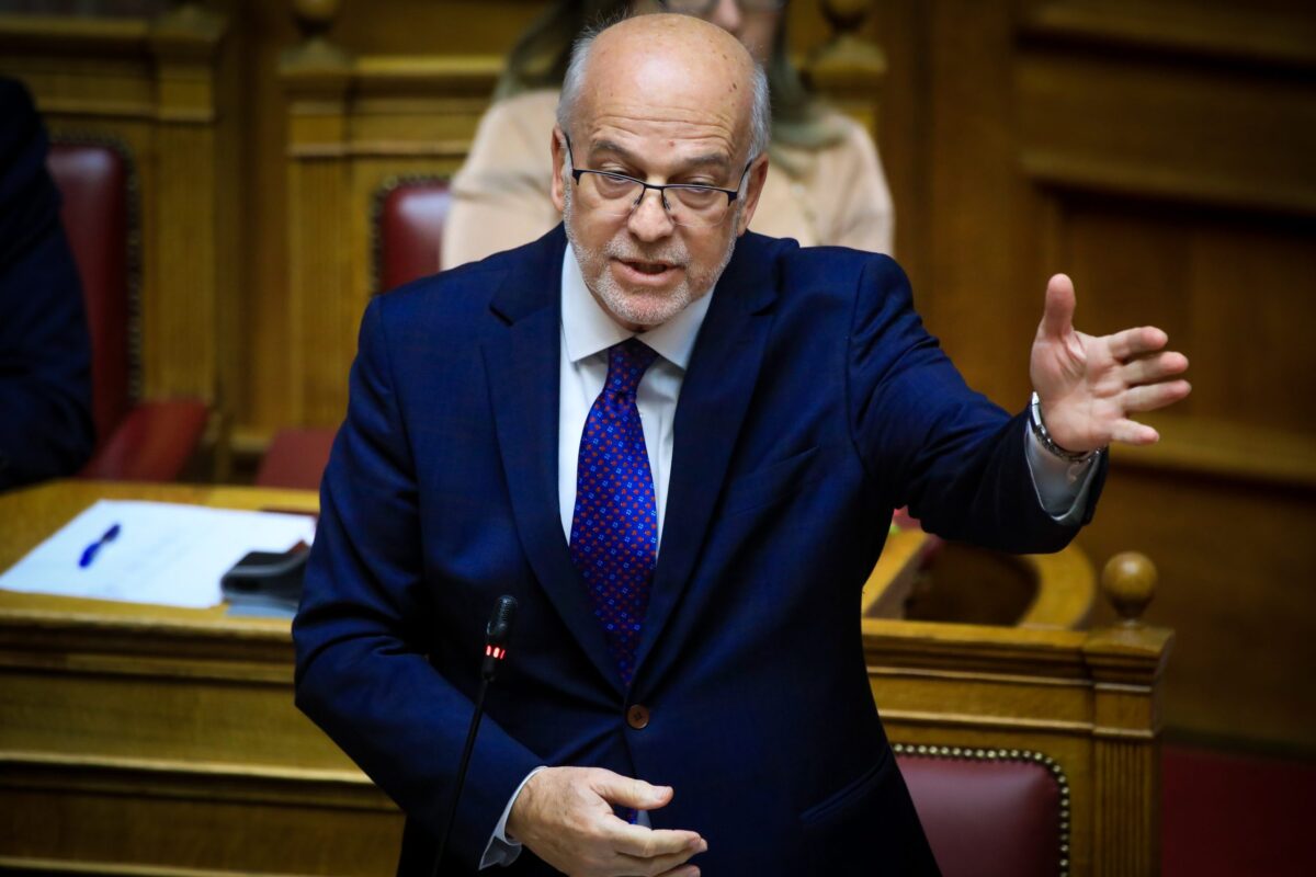 Γ. Φλωρίδης: Κινδύνευσε η ζωή 20 καρκινοπαθών λόγω της κατάληψης του αεροδρομίου στο Ηράκλειο