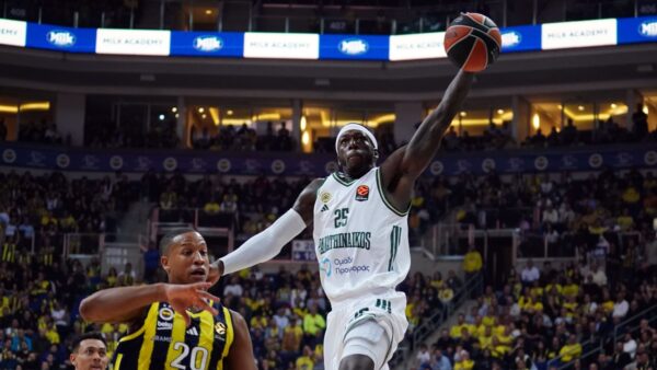 Με εκτελεστή Ναν και… μαέστρο Σλούκα ο Παναθηναϊκός πέρασε από την έδρα της Φενέρ