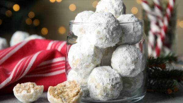 Παραδοσιακοί Κουραμπιέδες – Συνταγή Γιαγιάς