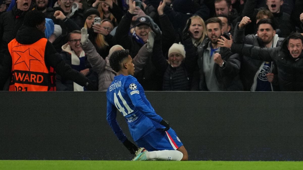 Εκτός με Νιούκαστλ ο Εστεβάο