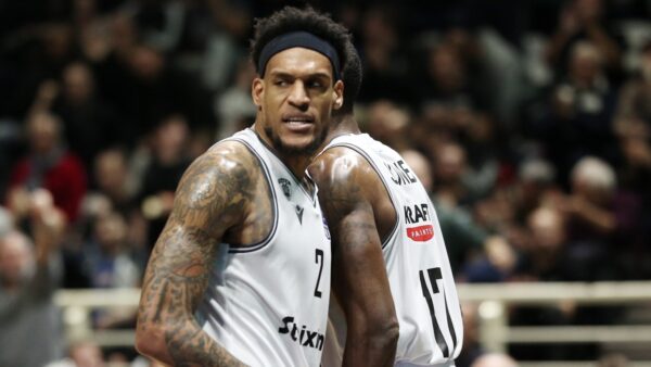 Μέλβιν: «Έπρεπε να αλλάξουμε τον… διακόπτη και αυτό ακριβώς κάναμε» (vid)