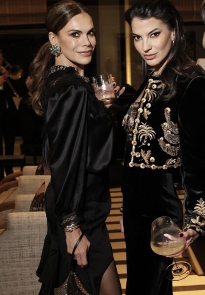 Γιάννης & Δήμητρα Κούστα: Το λαμπερό χριστουγεννιάτικο πάρτι στην έπαυλή τους – Οι διάσημοι καλεσμένοι και ο χλιδάτος στολισμός