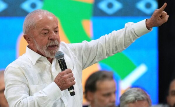 Λούλα: Μία αμερικανική επέμβαση στη Βενεζουέλα θα μπορούσε να είναι καταστροφική