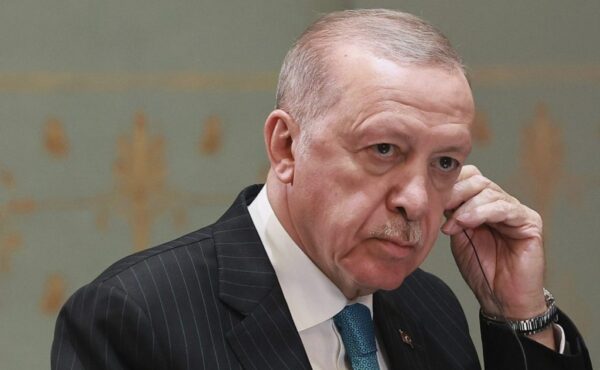 Ερντογάν: Δεν έχουμε καμία βλέψη στα εδάφη ή την κυριαρχία κανενός – Δεν θα επιτρέψουμε να παραβιαστούν τα δικαιώματά μας