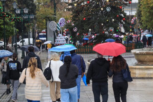 Χριστούγεννα με τοπικές βροχές σε όλη τη χώρα – Πού αναμένεται να χιονίσει, αναλυτική πρόγνωση καιρού