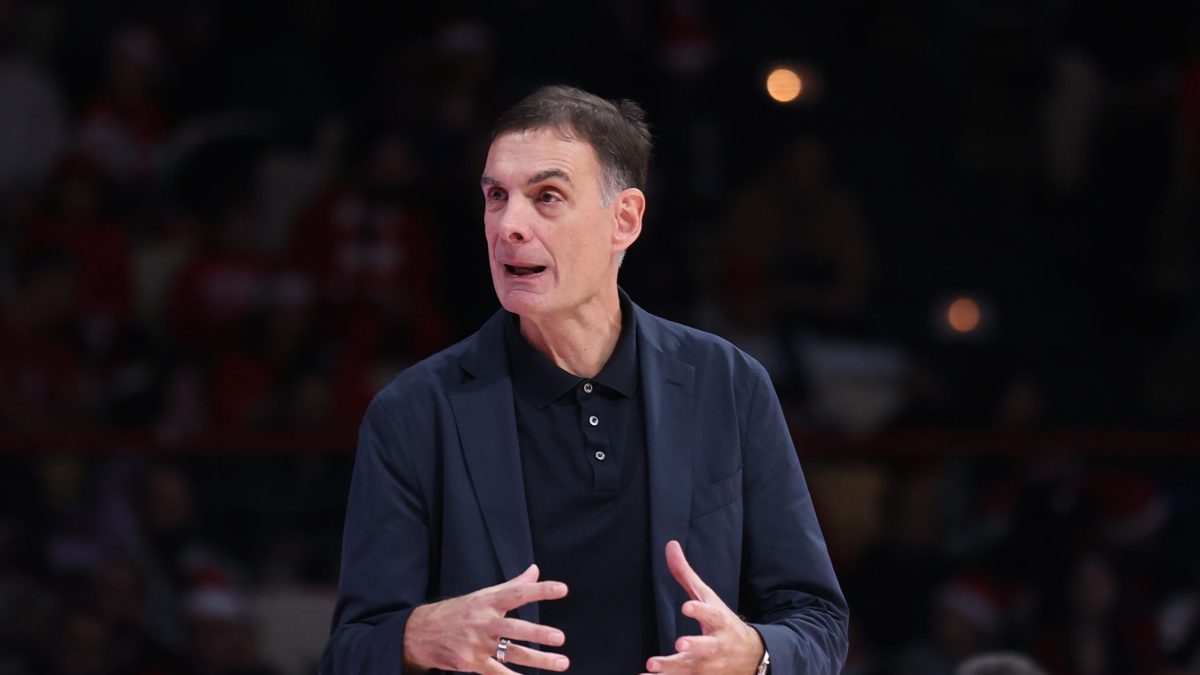 Μπαρτζώκας στην ΕΡΤ: «Εστιάζουμε στο ματς με την Μπολόνια, ίσως γυρίσουν πιο νωρίς οι Γουόρντ και Φαλ» (vid)