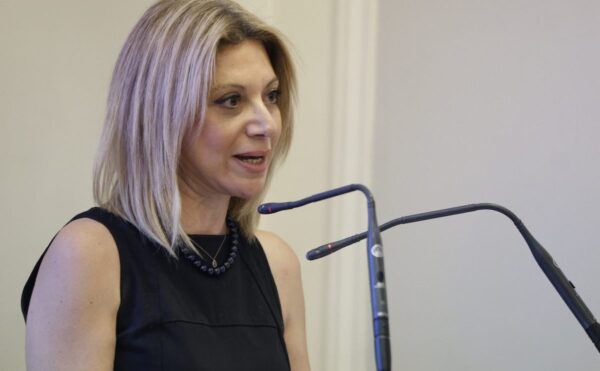 Καρυστιανού: Δόλιο χτύπημα της κυβέρνησης – Έφοδος του ΣΔΟΕ στα γραφεία του Συλλόγου Θυμάτων Τεμπών