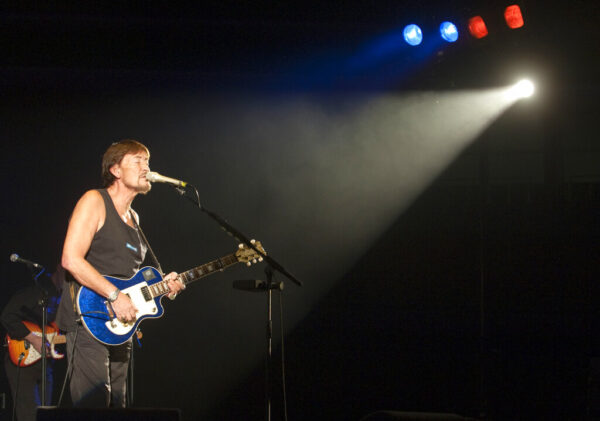 Πέθανε ο Κρις Ρία, δημιουργός και ερμηνευτής του “Driving Home for Christmas”