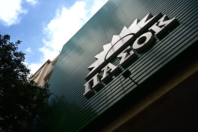 Απόπειρα φίμωσης καταγγέλει το ΠΑΣΟΚ για το σκάνδαλο των υποκλοπών