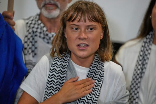 Συνελήφθη στο Λονδίνο η ακτιβίστρια Γκρέτα Τούνμπεργκ σε διαδήλωση υπέρ των Παλαιστινίων