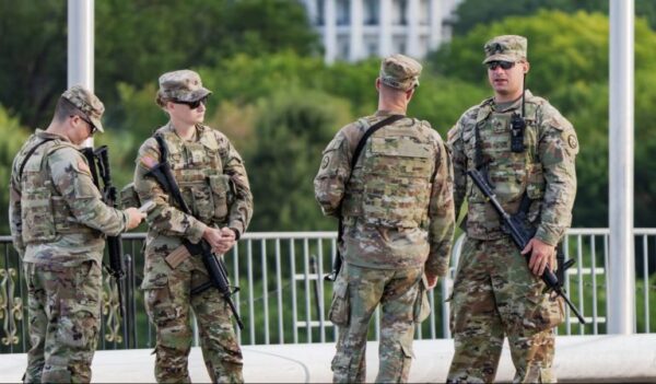 ΗΠΑ: Δικαστικό μπλόκο στην εντολή Τραμπ για ανάπτυξη της Εθνοφρουράς στο Σικάγο