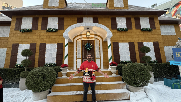 Μόνος στο Σπίτι: Ρεκόρ για το επετειακό γιγαντιαίο σπίτι από τζίντζερμπρεντ των ΜακΆλιστερ