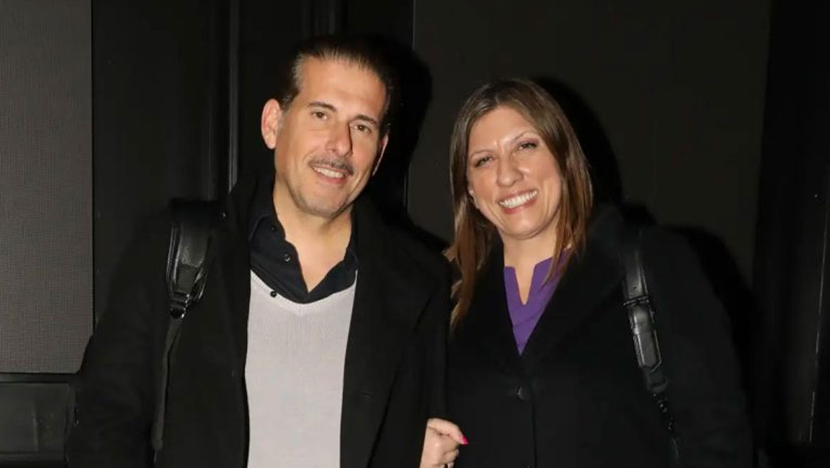 Ζωή Κωνσταντοπούλου – Διαμαντής Καραναστάσης: Χριστούγεννα στο σπίτι τους με τα παιδιά του ηθοποιού