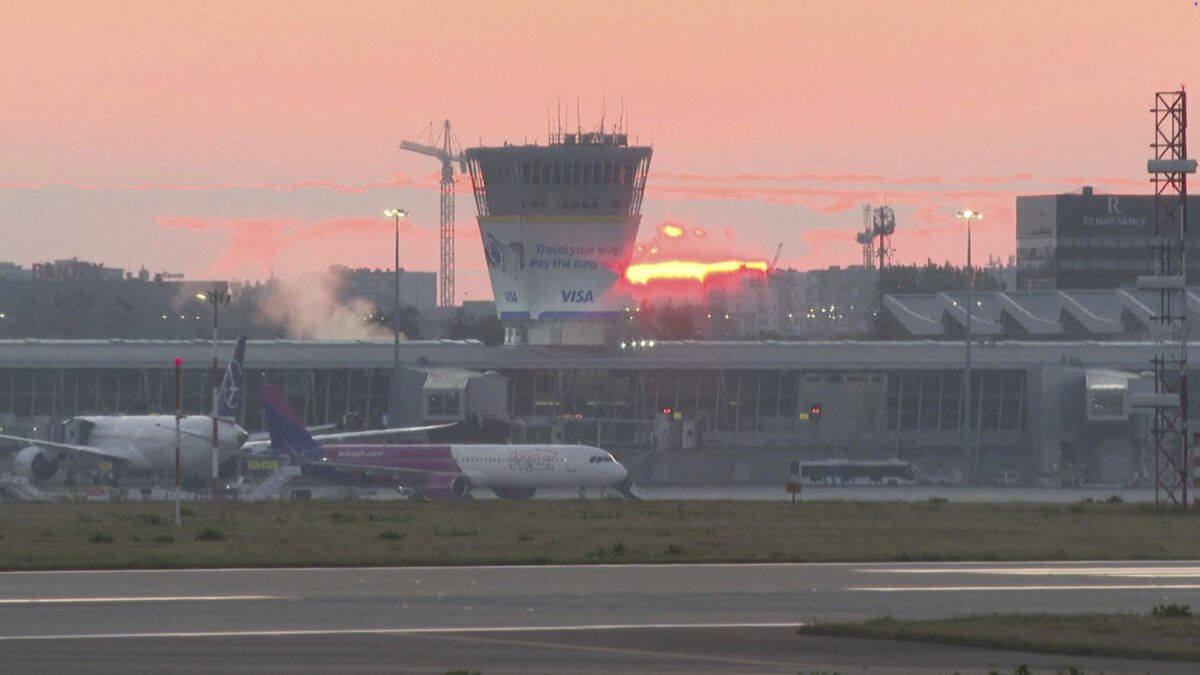 Δύο αεροδρόμια έκλεισαν προσωρινά στην Πολωνία λόγω των ρωσικών πληγμάτων στην Ουκρανία
