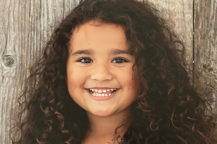 Επί δύο μήνες όλοι αναζητούσαν την 9χρονη Μέλοντι – Ένα άγνωστο ζευγάρι αποκάλυψε τυχαία το μυστικό της μητέρας που θα τη στείλει φυλακή ισόβια