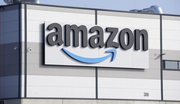 Ιταλία: H Amazon εγκαταλείπει το σχέδιο για παράδοση δεμάτων στη χώρα μέσω drones