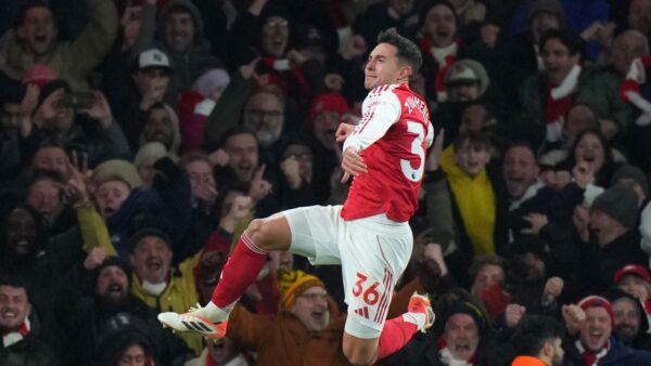 Η Άρσεναλ.. προσγείωσε απότομα την Άστον Βίλα, “κάζο” της Γιουνάιτεντ με Γουλβς