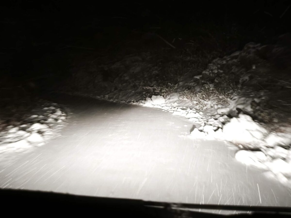 Θυελλώδεις άνεμοι, ισχυρές χιονοπτώσεις και σοβαρές ζημιές από την κακοκαιρία στην Ήπειρο