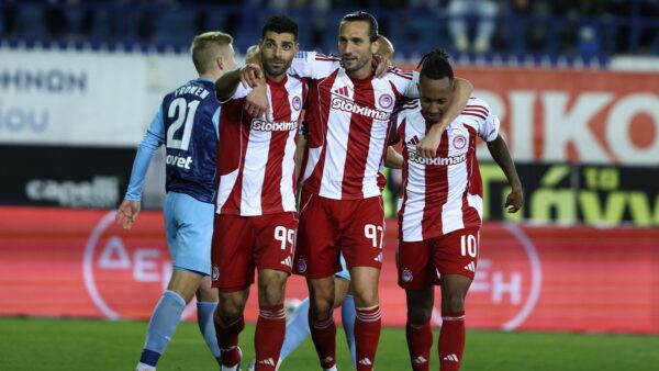 Μαρτίνς και Ταρέμι οδήγησαν τον Ολυμπιακό σε νίκη στο Περιστέρι