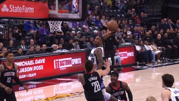 Ο Μαλίκ Μονκ κάρφωσε στο πρόσωπο του Σενγκούν (vid)