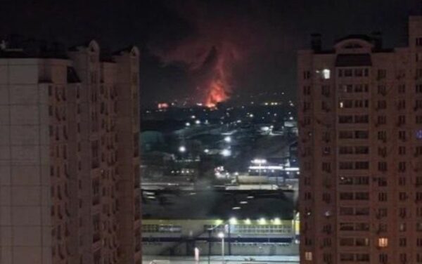 Ρωσία: Δύο νεκροί σε επιθέσεις ουκρανικών drones στο Ροστόφ – Πυρκαγιά σε πολυκατοικία 16 ορόφων στο Κίεβο