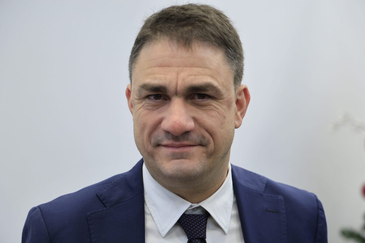 Τσουκαλάς: Η κυβέρνηση δίνει λιγότερα από όσα θα έπρεπε στους αγρότες