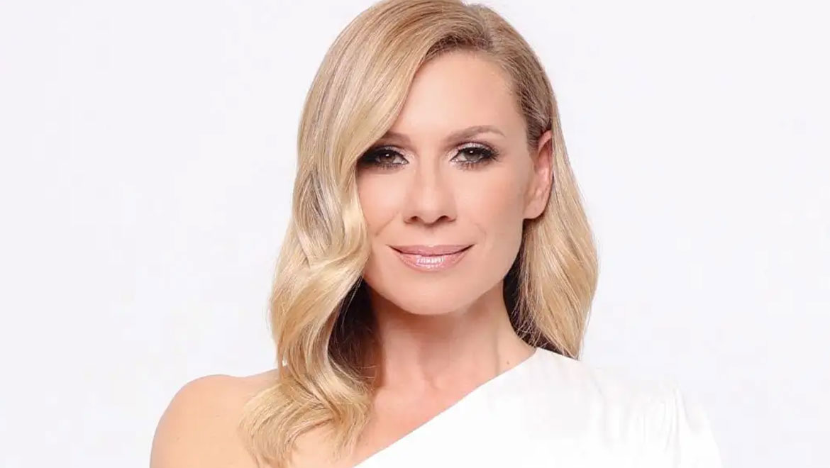 Η Κατερίνα Καραβάτου έρχεται και επίσημα με το «Σαββατοκύριακο παρέα» – Δείτε το τρέιλερ