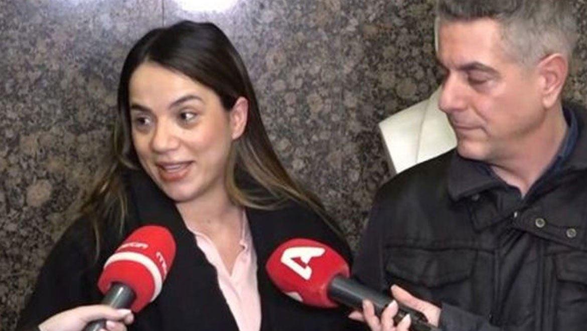 Ευλαμπία Ρέβη: Ξεσπά ο δικηγόρος της κατά του ΣΚΑΪ – «Τιμωρία με πρόσχημα τη μητρότητα»