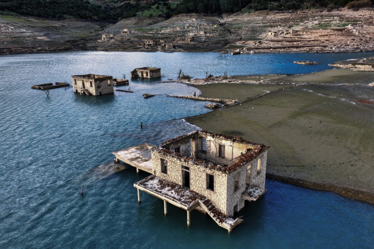 Αυξήθηκαν τα αποθέματα νερού μετά την κακοκαιρία στο Φράγμα Πηνειού – «Ανάσα» και για τη λίμνη του Μόρνου