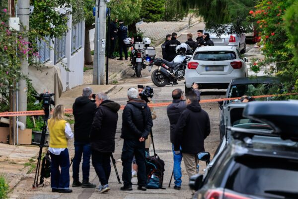 «Παιδί μου, μη με σκοτώνεις άλλο»: Οι τελευταίες στιγμές του 80χρονου και τα ερωτήματα για την ψυχιατρική μεταχείριση του δράστη