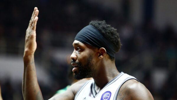 Διάταση στο αριστερό πόδι ο Μπέβερλι