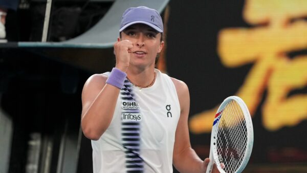 Με άνεση στα προημιτελικά η Σβιόντεκ