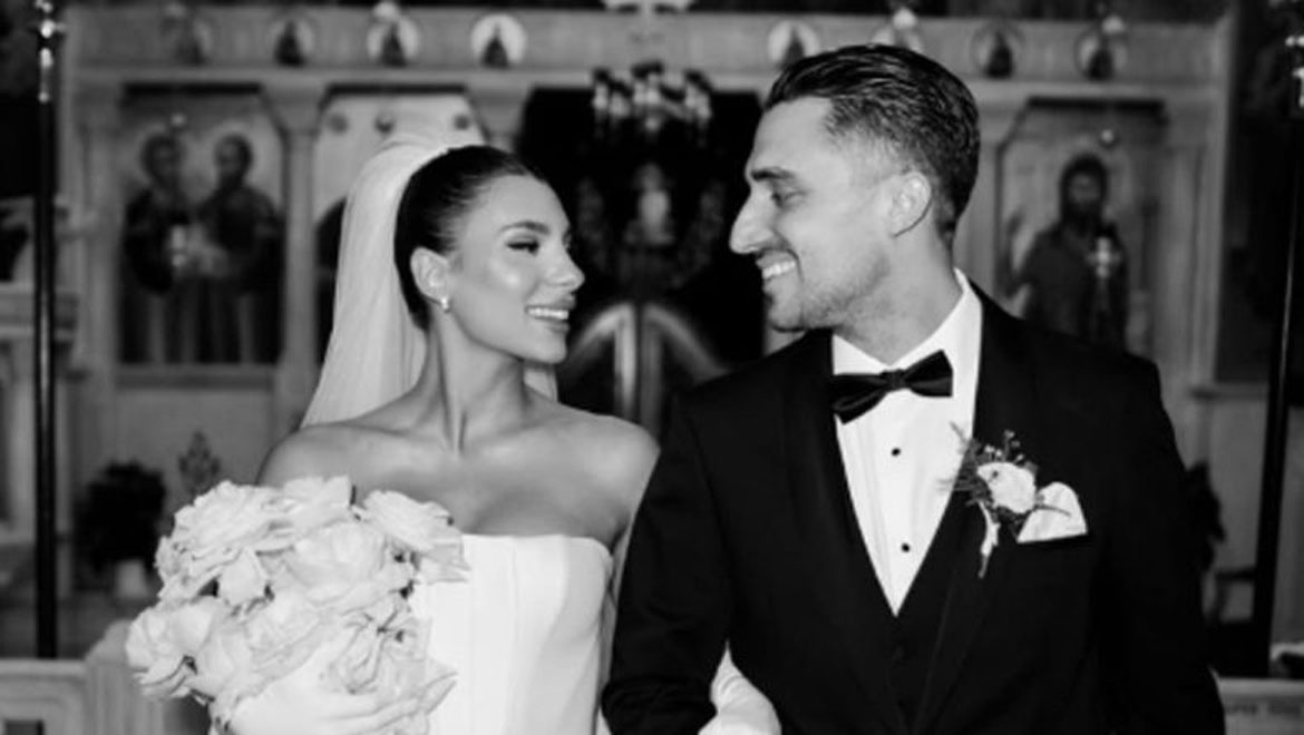 Μαριαλένα Ρουμελιώτη – Σάκης Κατσούλης: Το εντυπωσιακό φωτογραφικό άλμπουμ του ζευγαριού από το γάμο τους