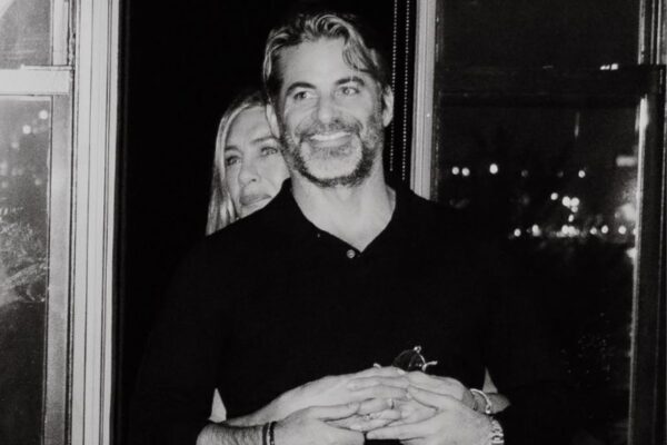 Τζένιφερ Άνιστον: Όσα αποκάλυψε ο συντροφός της Τζιμ Κέρτις για τη σχέση τους