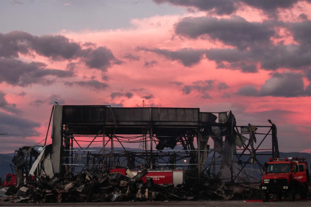 Στην Εισαγγελέα σήμερα οι τρεις συλληφθέντες για τη φονική έκρηξη στο εργοστάσιο της Βιολάντα