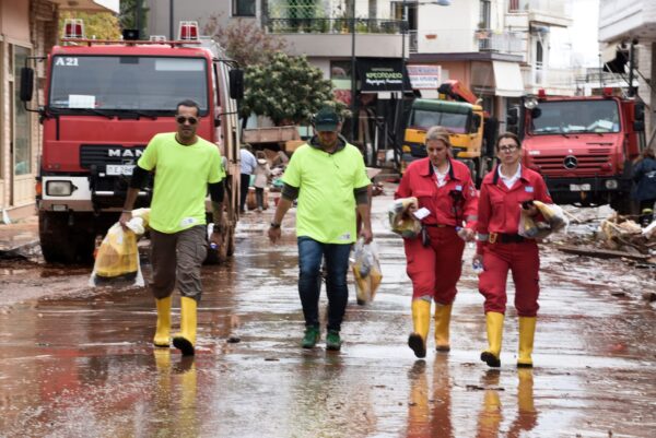 Δυνατότητα διορισμού στο δημόσιο των συγγενών θυμάτων της πλημμύρας του 2017 στη Δυτική Αττική