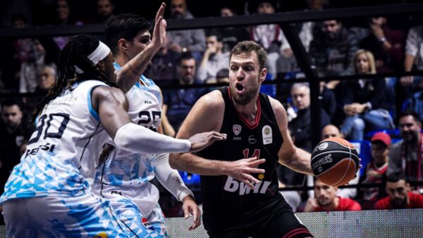 Μία αγωνιστική στον Βεζένκοφ, πρόστιμο στον Πετρόπουλο