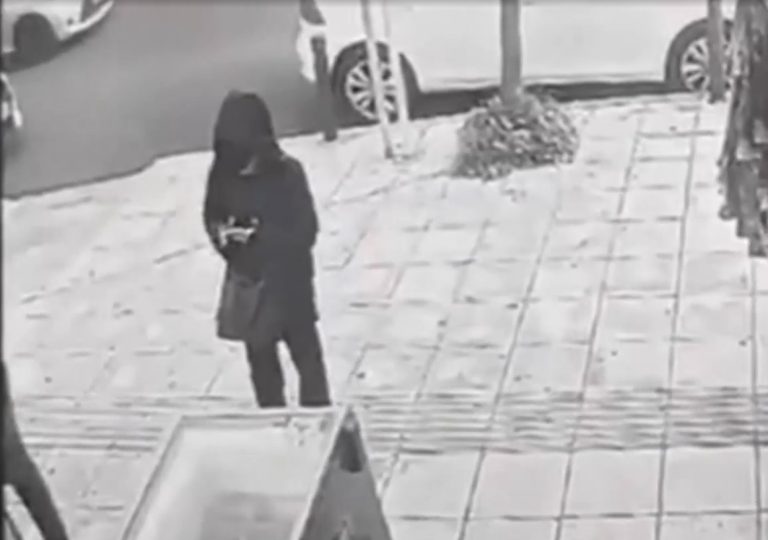 Εξαφάνιση 16χρονης Λόρα: Έβγαλε εισιτήριο για Φρανκφούρτη την ίδια μέρα που έφτασε στην Αθήνα – Οι αρχές καταλήγουν ότι βρίσκεται στη Γερμανία