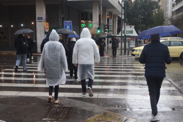 Καιρός: Έρχεται ισχυρή κακοκαιρία – Εκτεταμένες βροχές και καταιγίδες