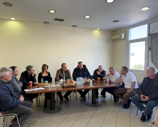 Σ. Φάμελλος: «Η κυβέρνηση επιτίθεται εκδικητικά στον κλάδο των ταξί για να εξυπηρετήσει ιδιωτικά συμφέροντα»