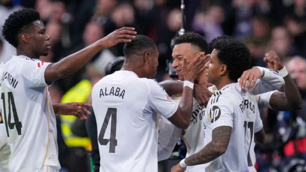 Ο Εμπαπέ έσωσε τη Ρεάλ με πέναλτι στις καθυστερήσεις