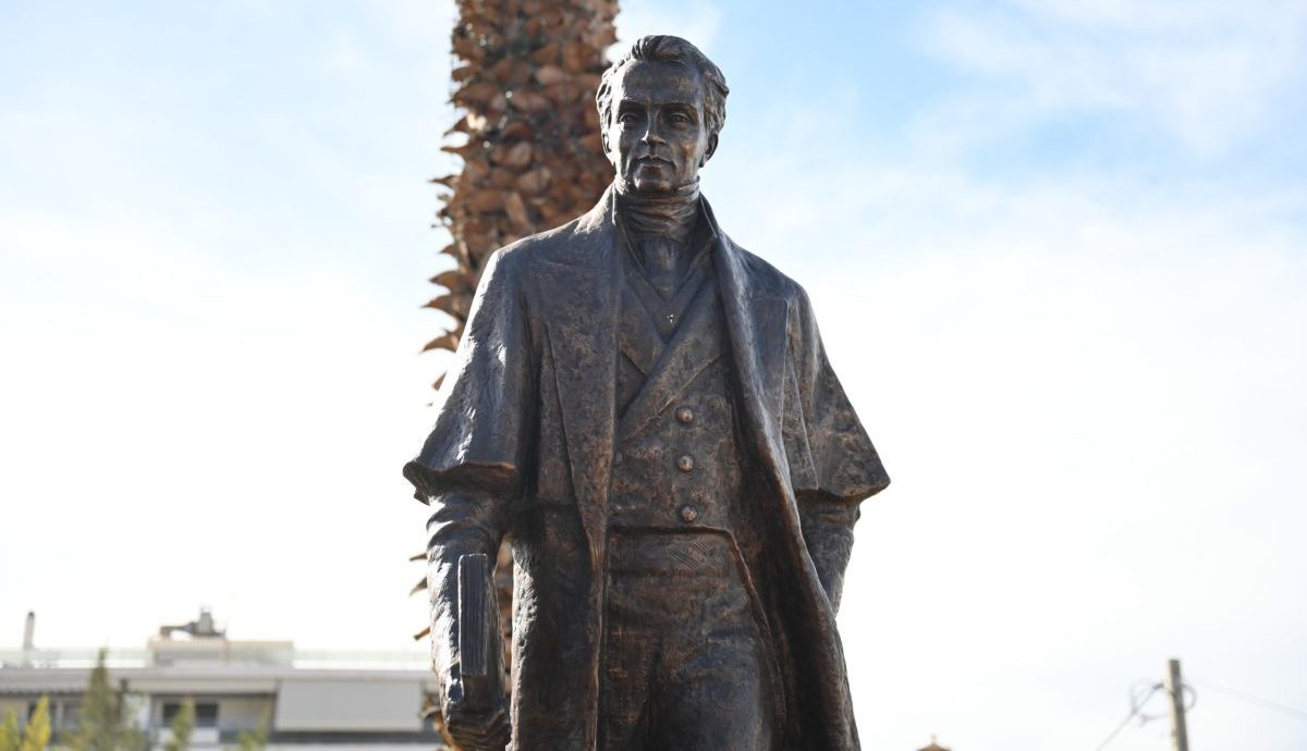 Αποκαλυπτήρια του ανδριάντα του Ιωάννη Καποδίστρια στον δήμο Ελληνικού – Αργυρούπολης