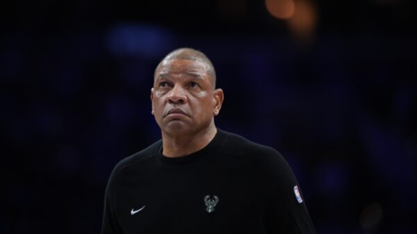 Ρίβερς: «Ο Γιάννης έχει πει ότι θέλει να μείνει στους Μπακς»