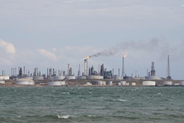 Οι ΗΠΑ επέστρεψαν στη Βενεζουέλα τα τελευταία 200 εκατ. δολάρια από την πώληση πετρελαίου