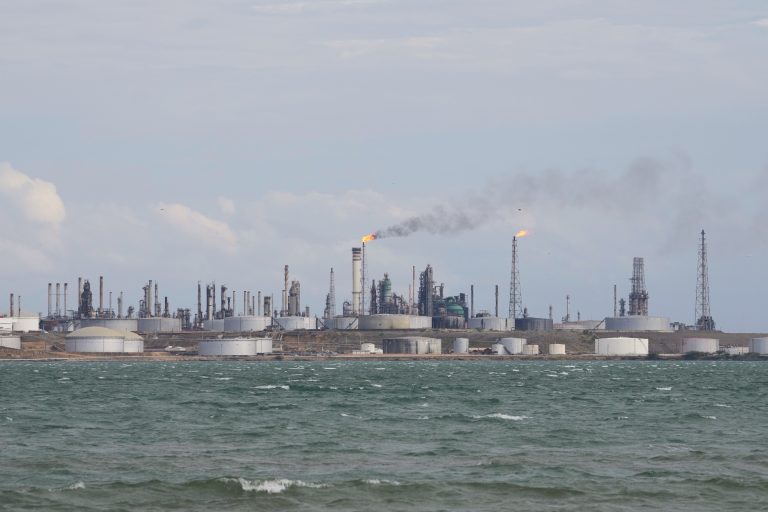 Οι ΗΠΑ επέστρεψαν στη Βενεζουέλα τα τελευταία 200 εκατ. δολάρια από την πώληση πετρελαίου