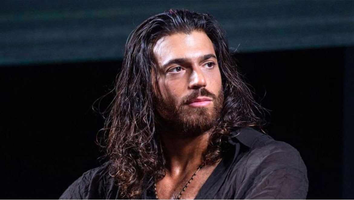 Can Yaman: Συμπαρουσιαστής στο Sanremo 2026 μετά τη σύλληψή του