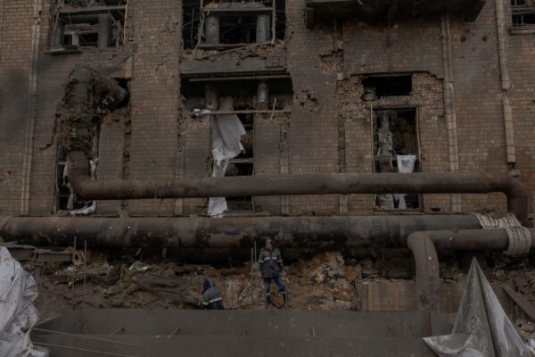 Για «πρόοδο» στις συνομιλίες με την Ουκρανία στο Άμπου Ντάμπι μιλά η Ρωσία – Συνεχίζονται για δεύτερη μέρα οι διαπραγματεύσεις